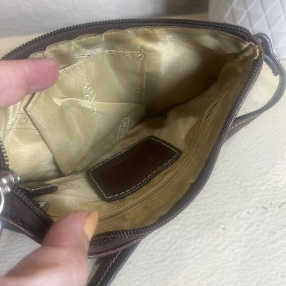 COACH PATCHWORK Vintage (2004) Leather Suede Fabric Signature C WRISTLET Wallet - Picture 8 of 9